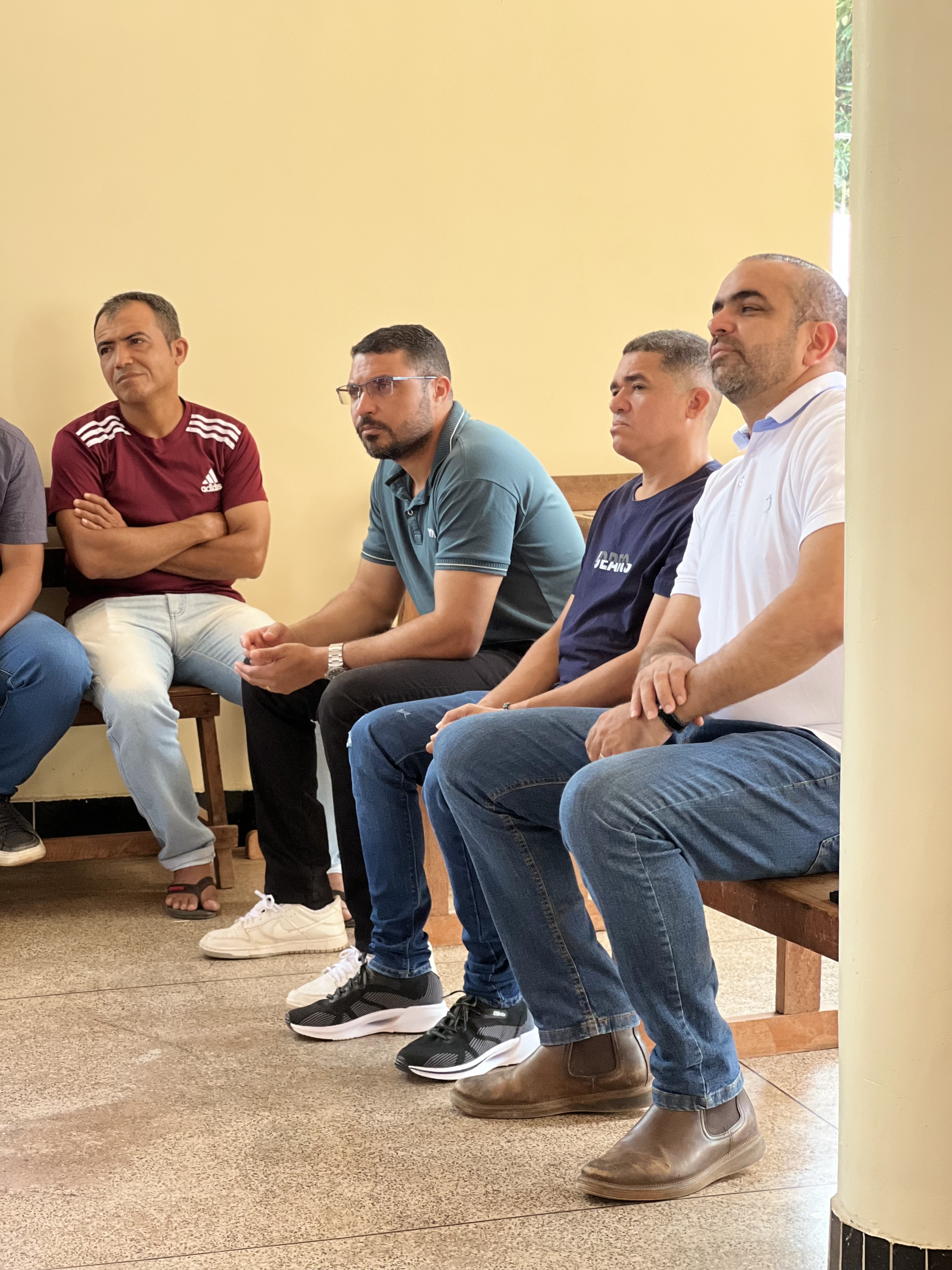 Compromisso com o povo!