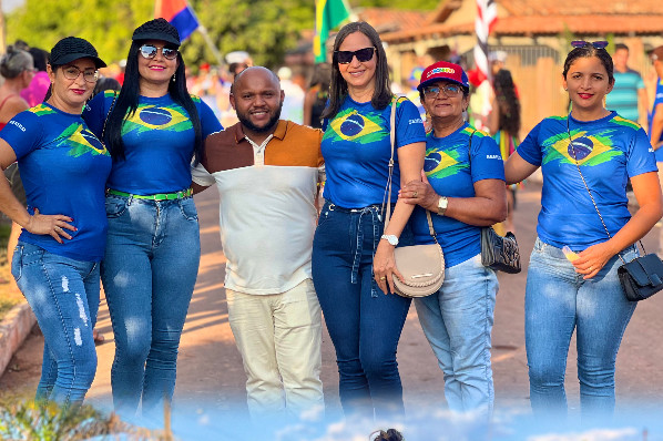 Vereadores da Câmara de Senador La Rocque acompanham programação do 7 de Setembro